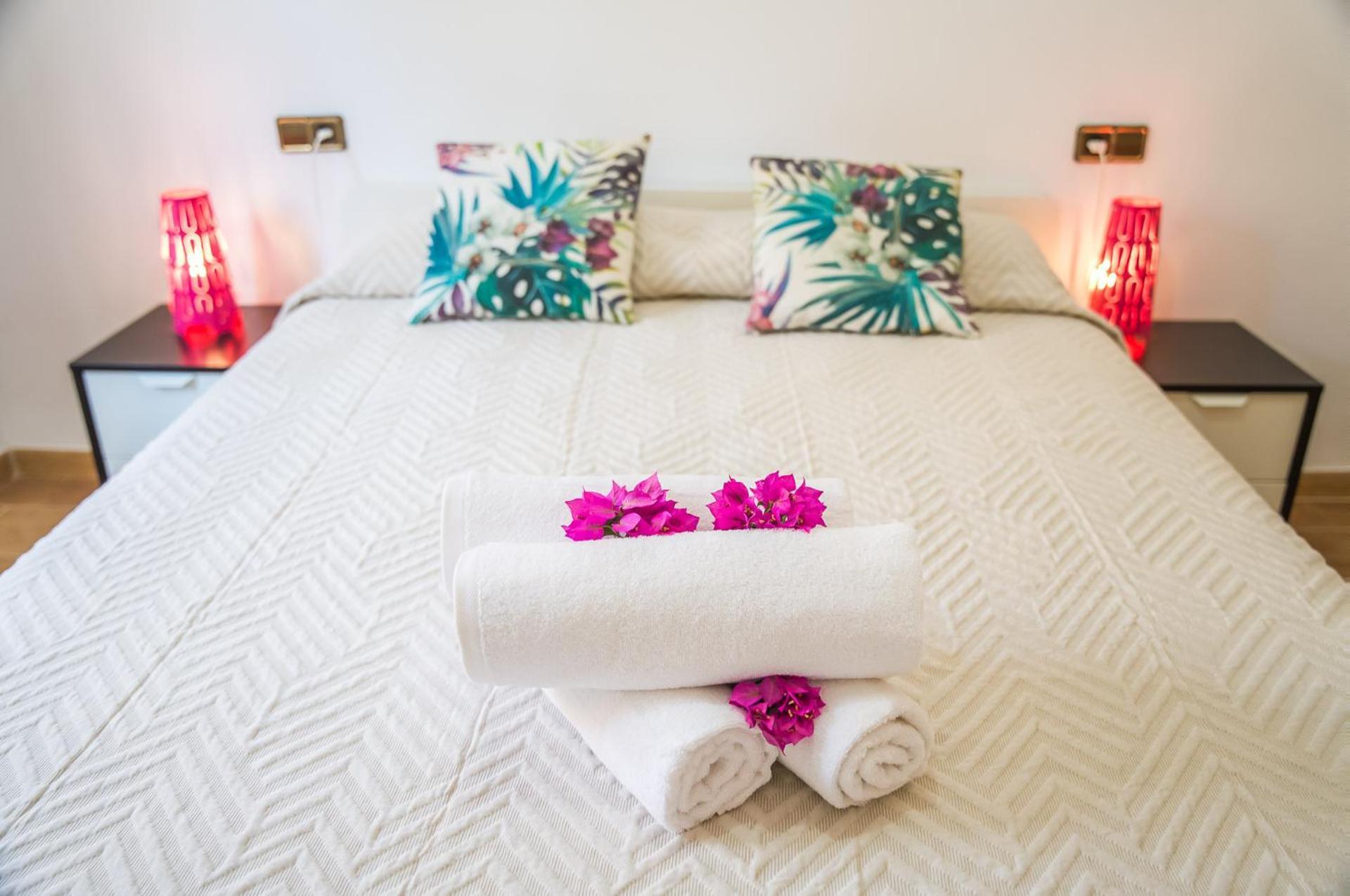 Ideal Property Mallorca - Villa Xisco 阿尔库迪亚 外观 照片